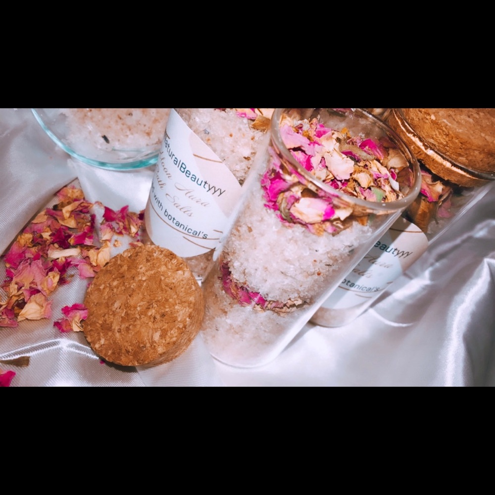 All Natural, Homemade, Moon Aura Bath Salts